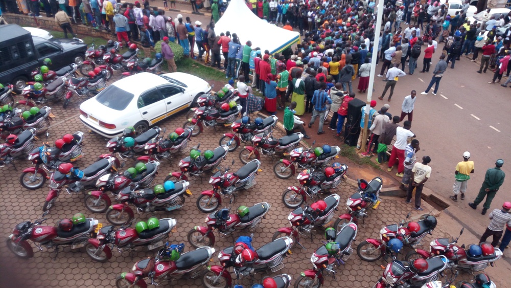 Abamotari na bo bari bahari