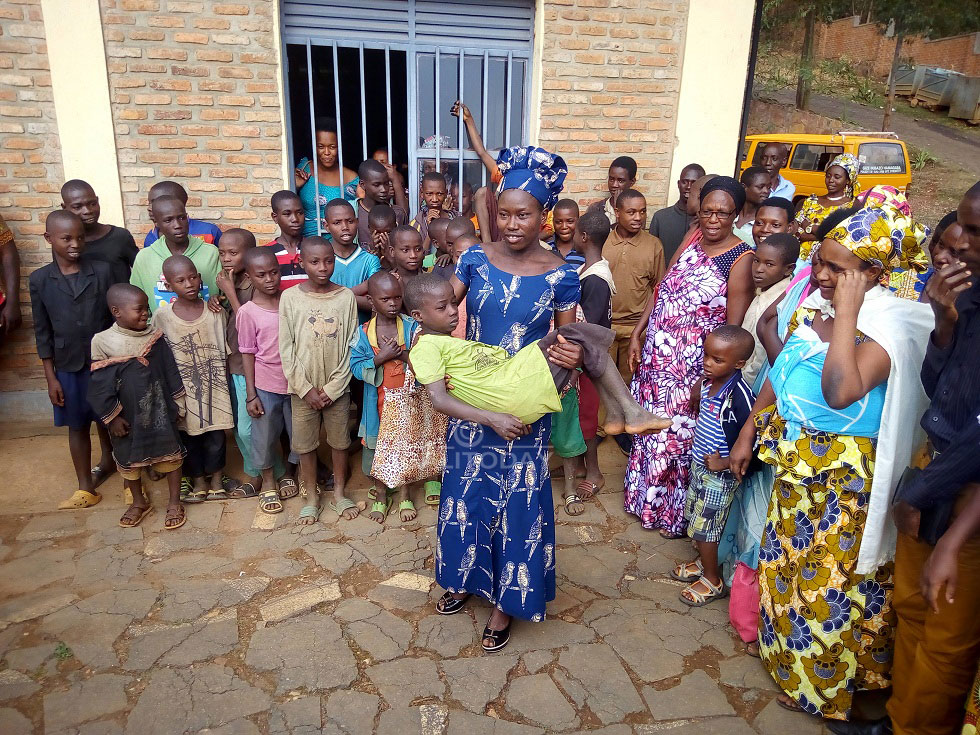 Abana bahawe imiryango uko ari 30 bazajya bigishwa imyuga 