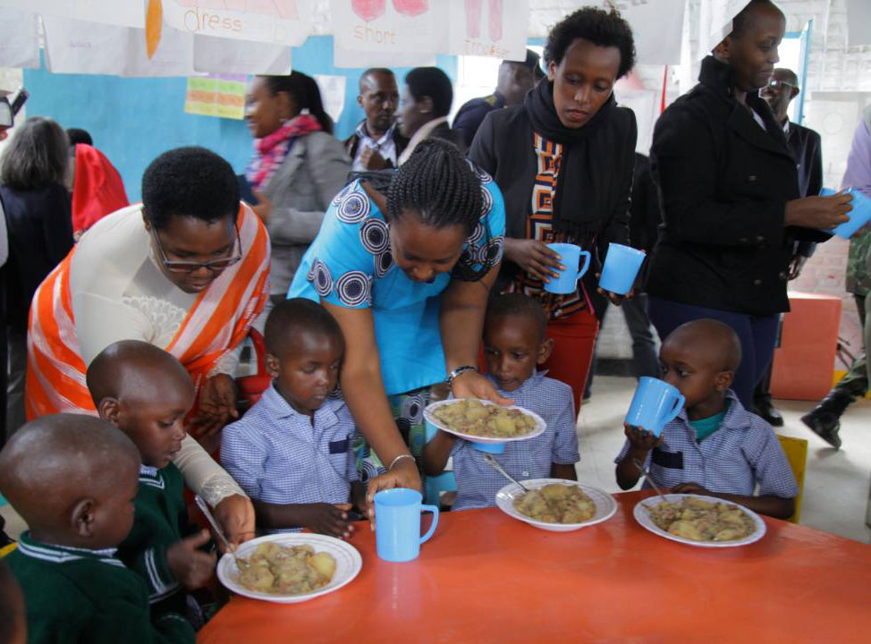 Mu iki gikorwa abana bagaburiwe indyo yuzuye