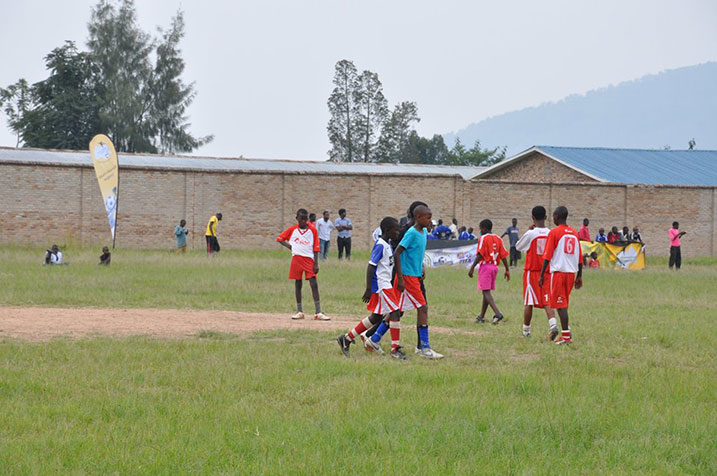 Abana bakina mu batarengeje imyaka 15.