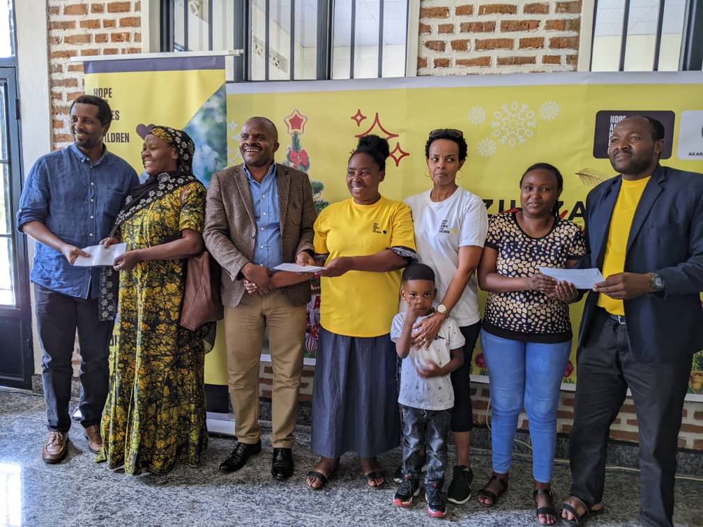 Ababyeyi bashimiwe umuhate wabo mu kwita ku burere n'imibereho by'abana bafite ubumuga basabwa kuwukomeraho