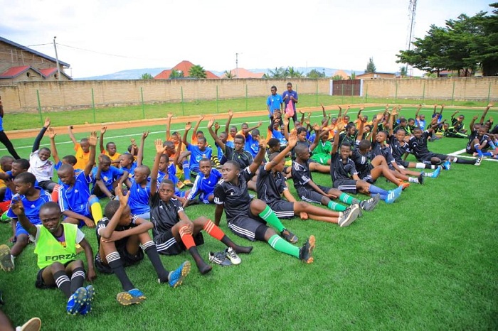 Impano bazishakira mu bakobwa n'abahungu