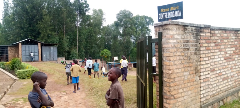 Muri Centre Intiganda bakundishijwe kwiga, none hari abiyemeje kutazarireka