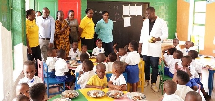 Abana bahabwa indyo yuzuye mu bigo mbonezamikurire 