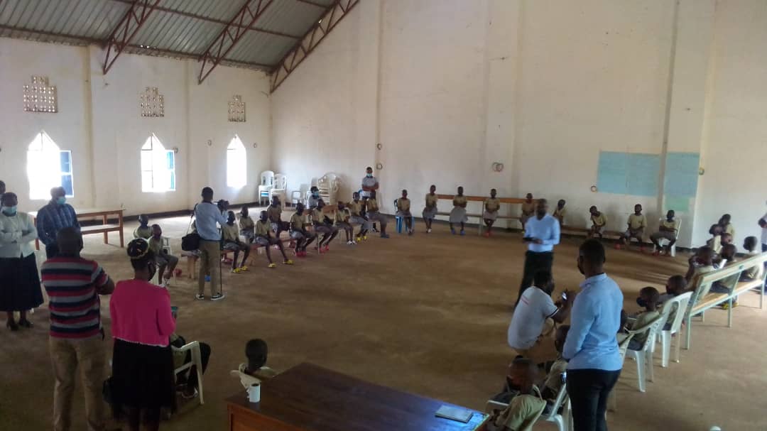 Hari abatariyemeza neza kuva mu muhanda