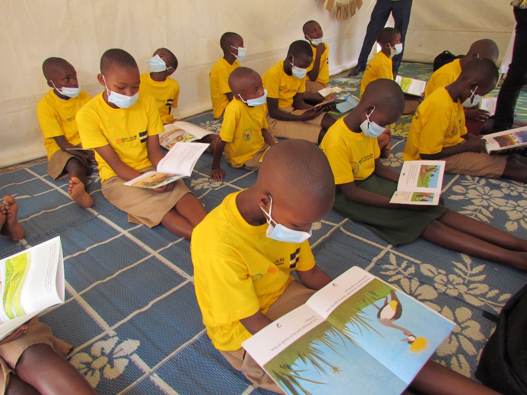 Bimwe mu bifasha abana gukura neza harimo no gutozwa gusoma bakiri bato