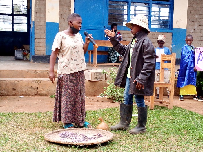 Bakinnye udukino twiganjemo imibereho y'imiryango yo muri iki gihe