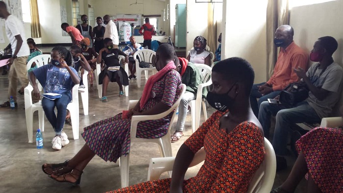 Abana bahabwa amakuru y'ingenzi kuri Covid-19