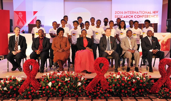 Abana nabo bagaragaje uruhare rw'ubuyobozi mu kurwanya virusi itera Sida.