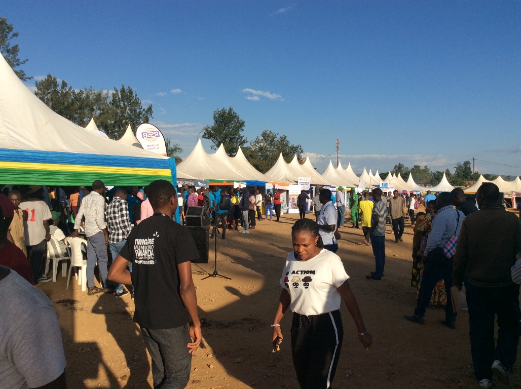 Bwagorobye abantu barimo kwiyongera