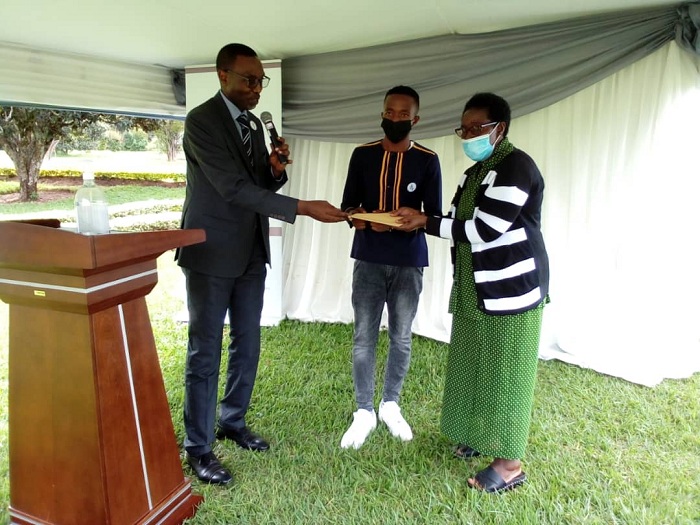 Baremeye umushinga w'umwana wo mu muryango w'uwakoraga muri IRST