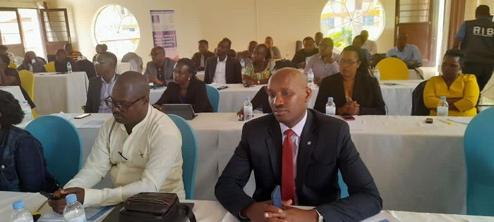 Abayobozi batandukanye bakurikiranye ibiganiro bagaragaje ko inkwano ihanitse iteje ikibazo