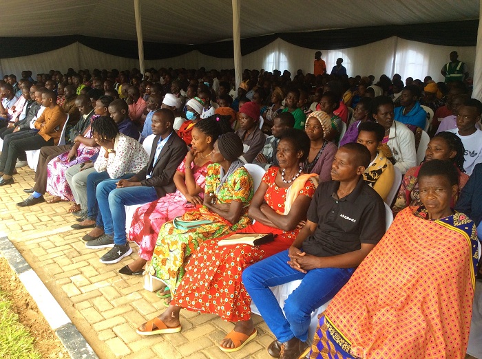 Abaturage basobanuriwe amateka ya Ndiza n'uruhare rwayo muri Jenoside yakorewe Abatutsi