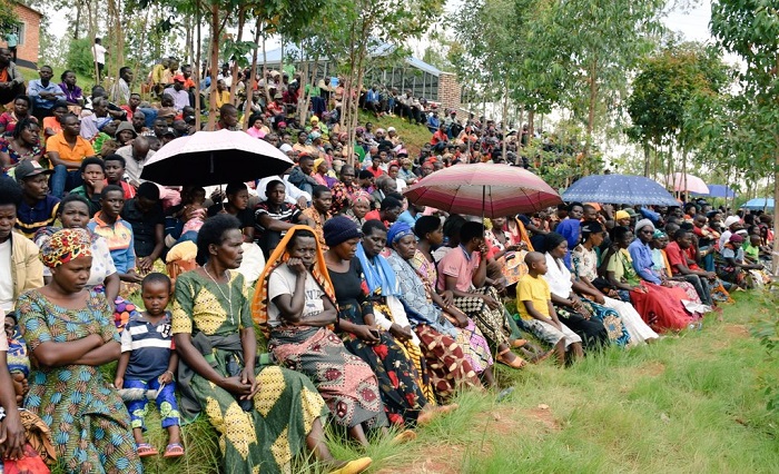 Abaturage basabwe kubakira ku musingi w'urukundo n'ubumwe mu kwirinda ko igihugu cyasubira mu mateka mabi