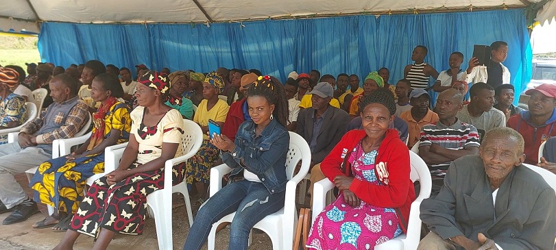 Abaturage bitabiriye ibiganiro 