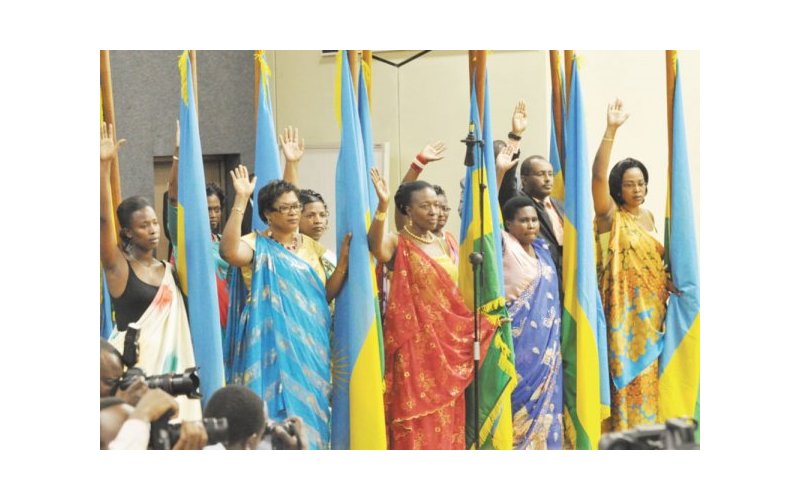 Mu Rwanda abagore ni benshi mu myanya ifata ibyemezo
