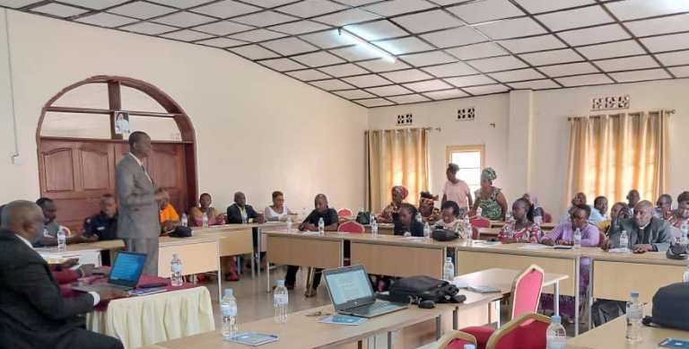 Abahagarariye imiryango imwe n'imwe itari iya Leta mu biganiro byo kuzirikana ku burenganzira bwa muntu 