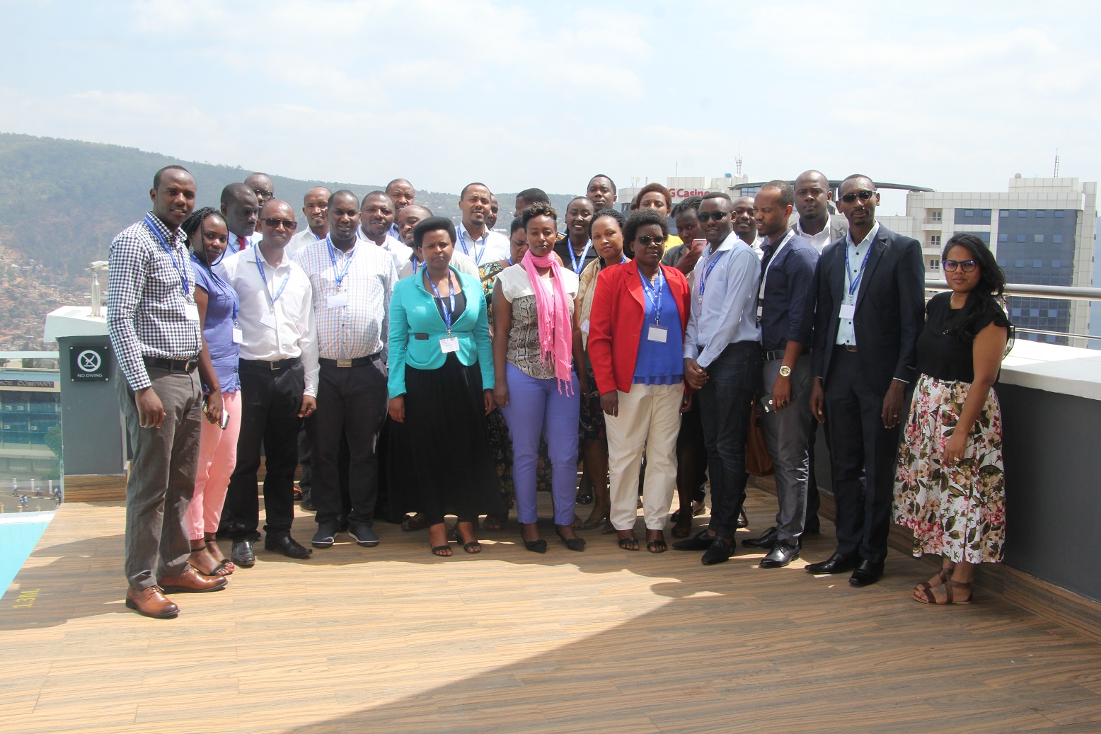 Abantu barasabwa kwihangira imirimo ibyara inyungu ariko itangiza ibidukikije