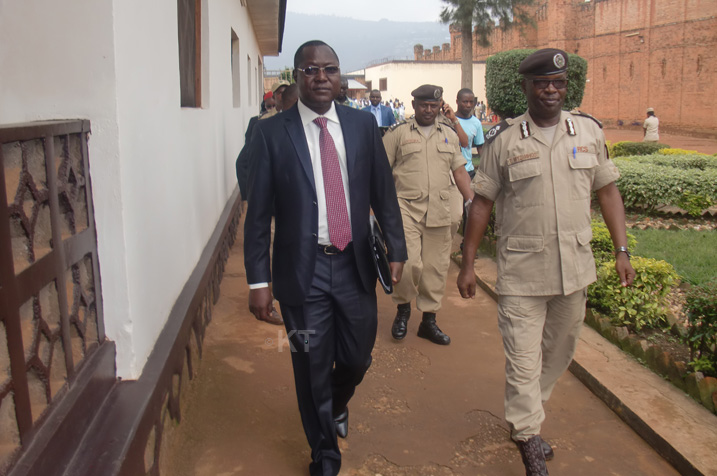 Abanyaburukina Faso basuye gereza ya Kigali