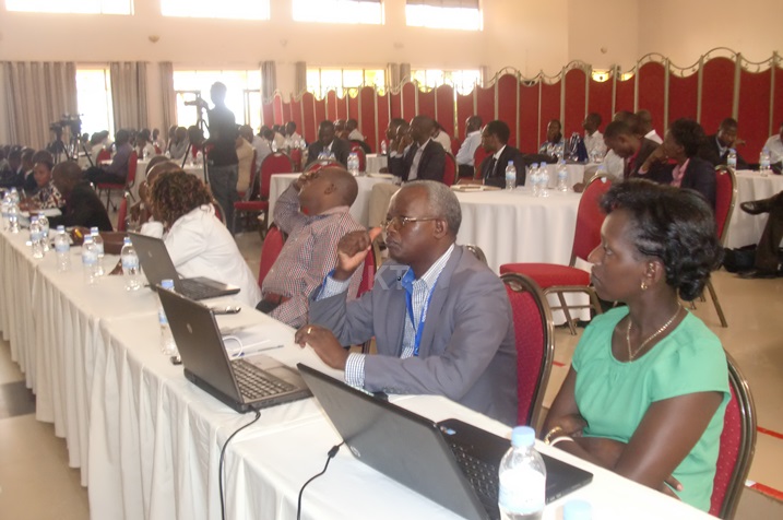 Abanyamategeko basabwe gushyira imbaraga mu kwishyuza ibyo Leta itsindira.