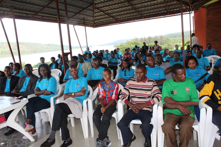 Abanyamuryango ba KAMU barahamagarira Abanywarwanda kwishyira hamwe ngo bahuze imbaraga.