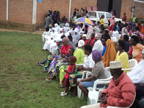 Abanyamuryango ba FPR-Inkotanyi mu kagari ka Kamashangi, umurenge wa Nyamasheke mu karere ka Rusizi.