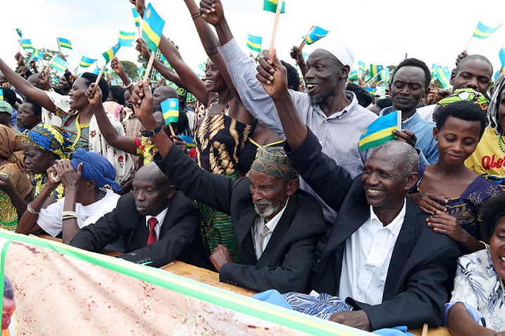 Mu myaka 21 ishize Abanyarwanda bahinguriwe ubuzima biturutse ahanini kuri gahunda za leta zashyizweho.