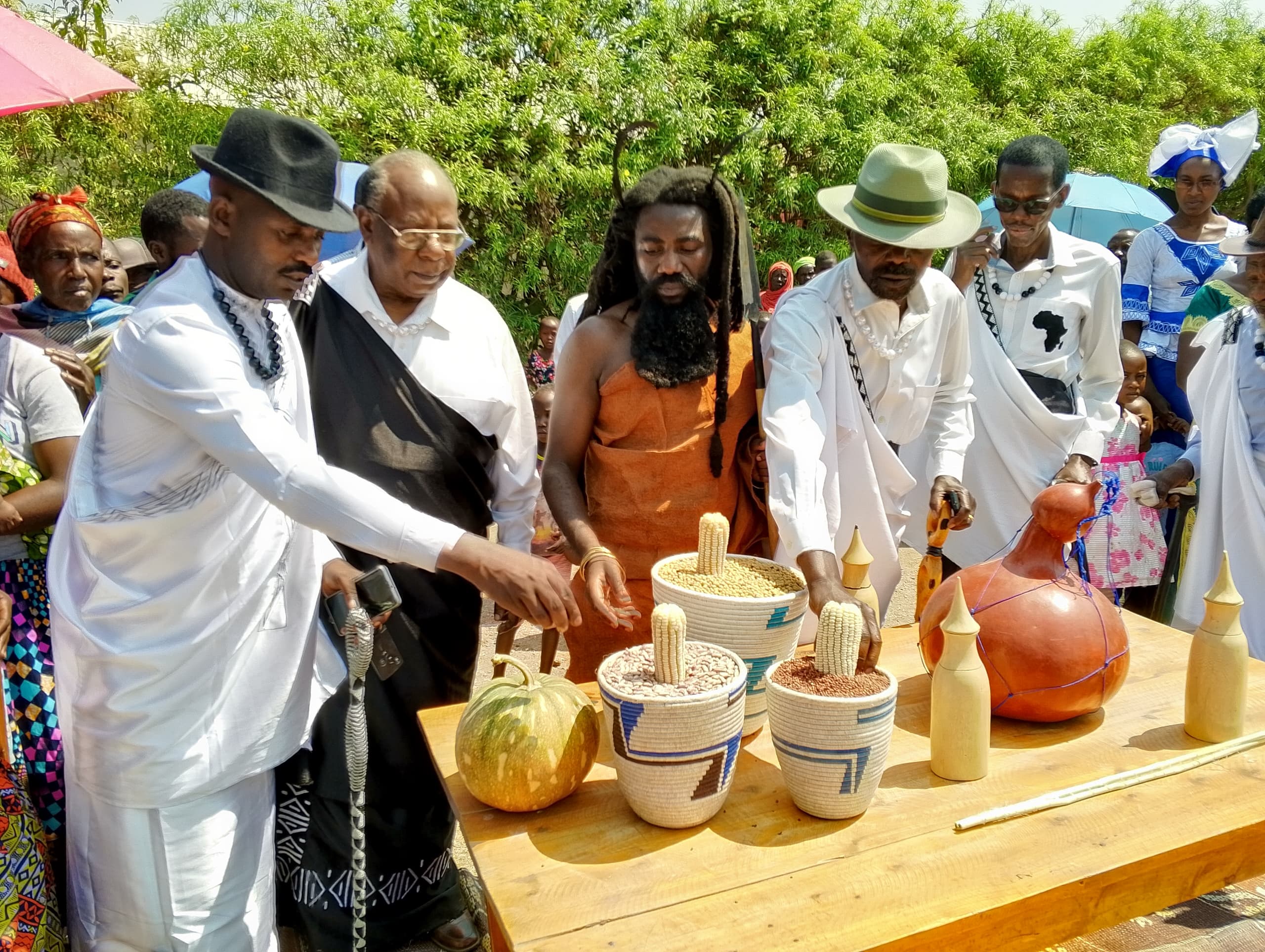 Abanyarwanda bari bazi guhitamo imbuto y'indobanure