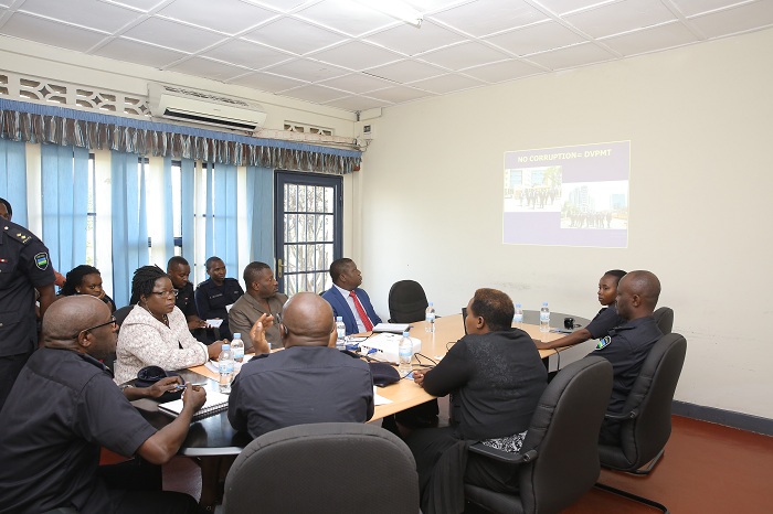 Abanyatogo basangiye ubunararibinye n'Abanyarwanda mu kurwanya ruswa