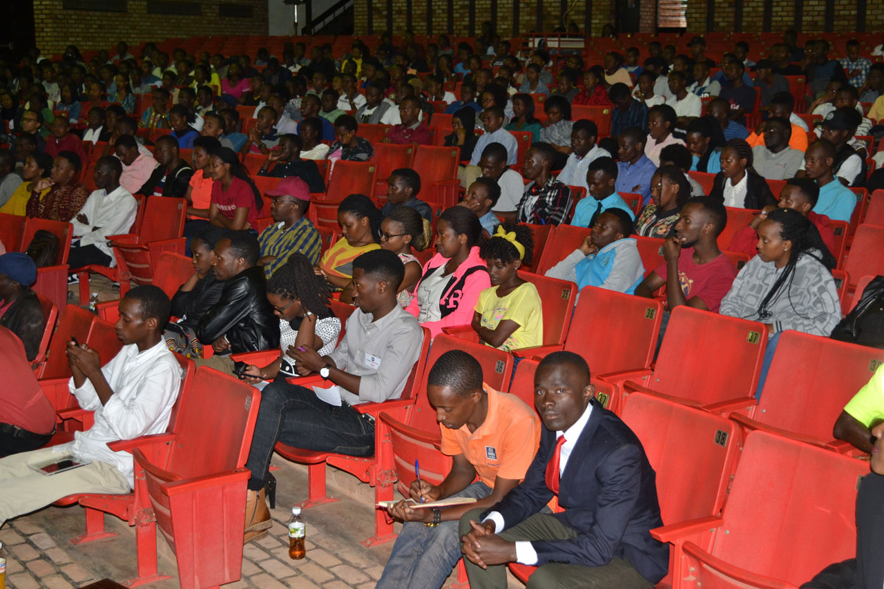 Abanyehsuri bari bakurikiye bamwe banandika ibyo bungukiye muri ibyo biganiro