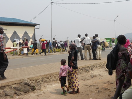 Umuntu wese uvuga Ikinyarwanda bamushinjaga ko ari Umunyarwanda bakamwirukana.