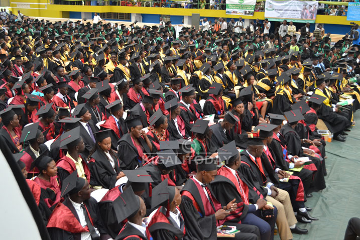 	Impamyabumenyi zahawe abarangije 826