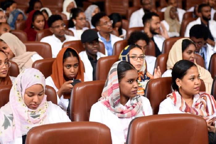 Abanyeshuri bavuye muri Sudani