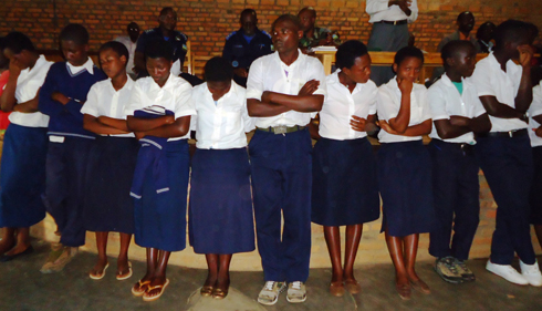 Abanyeshuri bagaragayehwo imyitwarire mibi basabwe kwisubiraho. Photo/N. Leonard