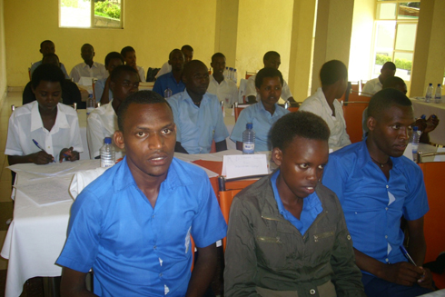 Abanyeshuli bahuguwe bishimiye ko hari ubundi bumenyi bungutse.