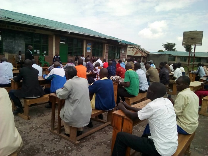 Inzego zitandukanye zabanje kubaganiriza zibasezeranya kubaba hafi