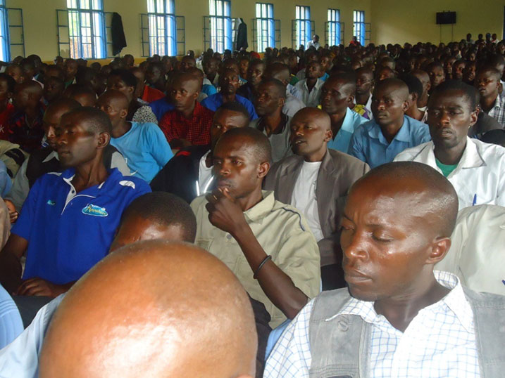 Abayobozi bibukijwe ko ari inshingano zabo guharanira imibereho myiza y