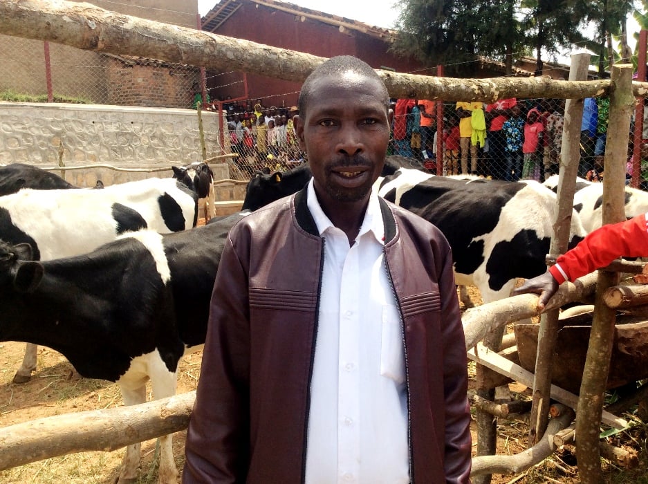 Abari bapfushije inka mu biza bongeye kwishima