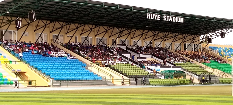 Abarimu bo mu Mirenge ya Ngoma, Huye, Mbazi na Mukura bahuriye kuri Stade Huye kwizihiza umunsi wa Mwarimu
