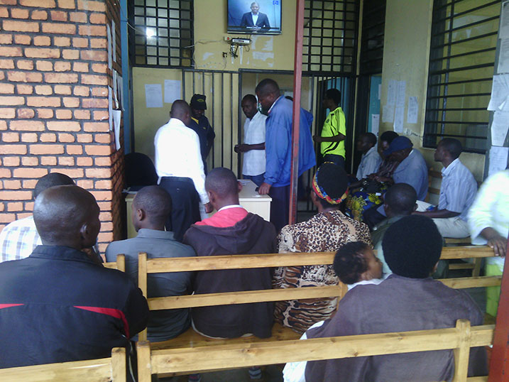 Abarimu baragirwa inama yo guhera ku dushinga duciriritse duhwanye n