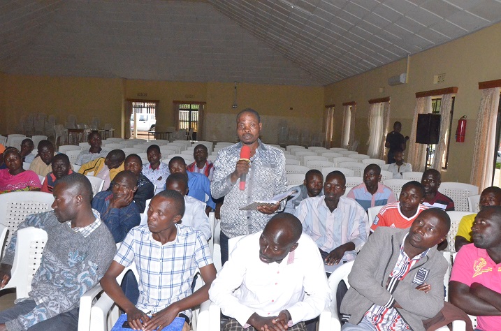 Abarobyi basaba ko Projet Pêche yazamura igiciro ibaguriraho isambaza