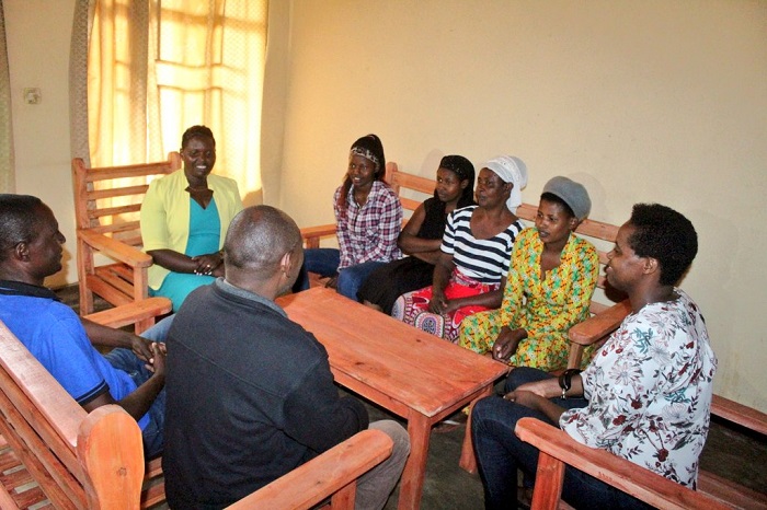 Akanayamuneza nyuma yo kubona ibikoresho by'ibanze