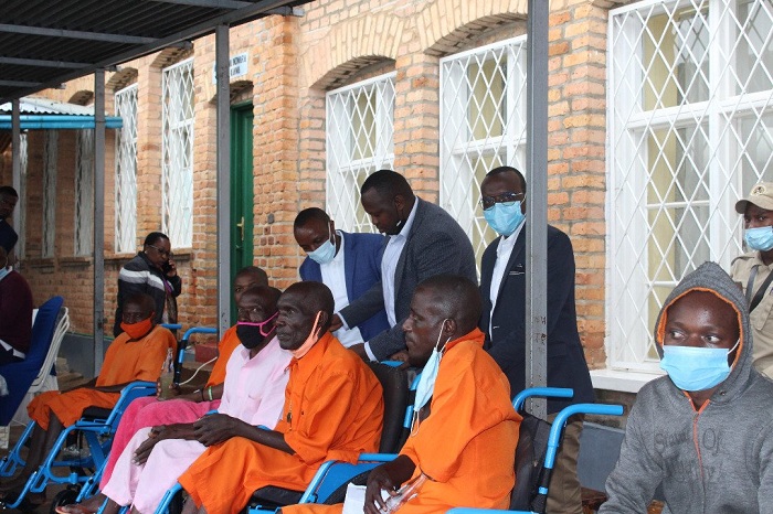 Abarimo abarwayi bafunze bahawe amagare