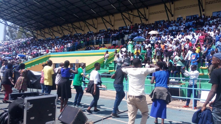 Abasore n'inkumi bo mu Majyepfo bitabiriye ibiganiro ari benshi