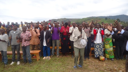 Abatanze ubuhamya bujyanye na "Ndi Umunyarwanda" babaye mbarwa.