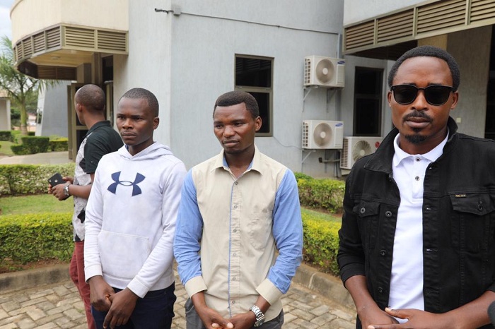 Aba ni abavuga ko batekewe umutwe n'abo bagabo