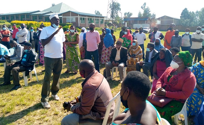 Mbere y'igikorwa cy'amatora abatora babanzaga guhabwa amabwiriza y'imigendekere y'amatora