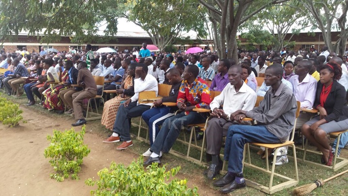 Abaturage b'Akagari ka Nyagatare n'abanyeshuri ba Kaminuza y'u Rwanda, Ishami rya Nyagatare; mu biganiro byo kwibuka.