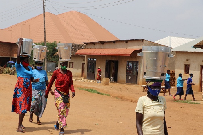 Abaturage bakemuriwe ikibazo cy'inkwi cyari kibabangamiye