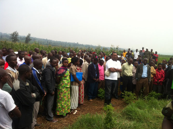 Abaturage bari bitabiriye iyo gahunda ari benshi.